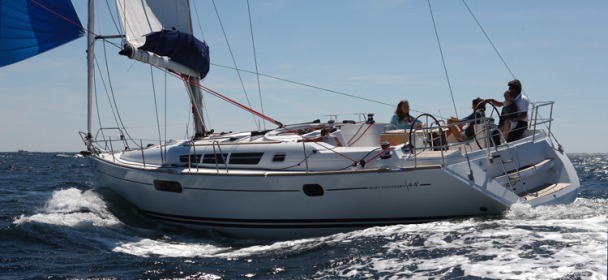 Sun Odyssey 44i — photo 3