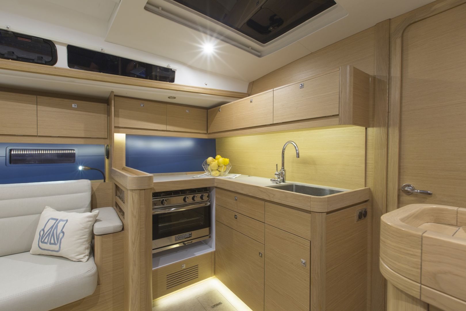 Dufour 460 GL — photo 7