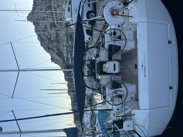 Bavaria C38 — photo 3