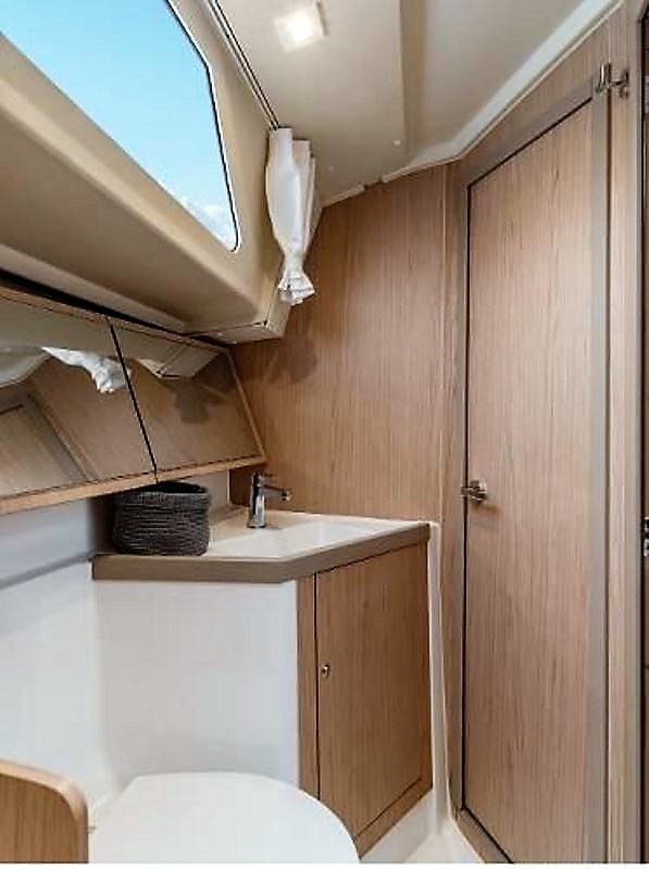 Oceanis 41.1 — photo 10