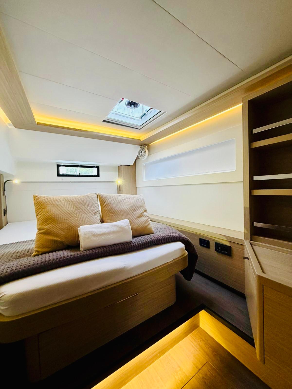 Lagoon 46 - 4 + 2 cab. — photo 17