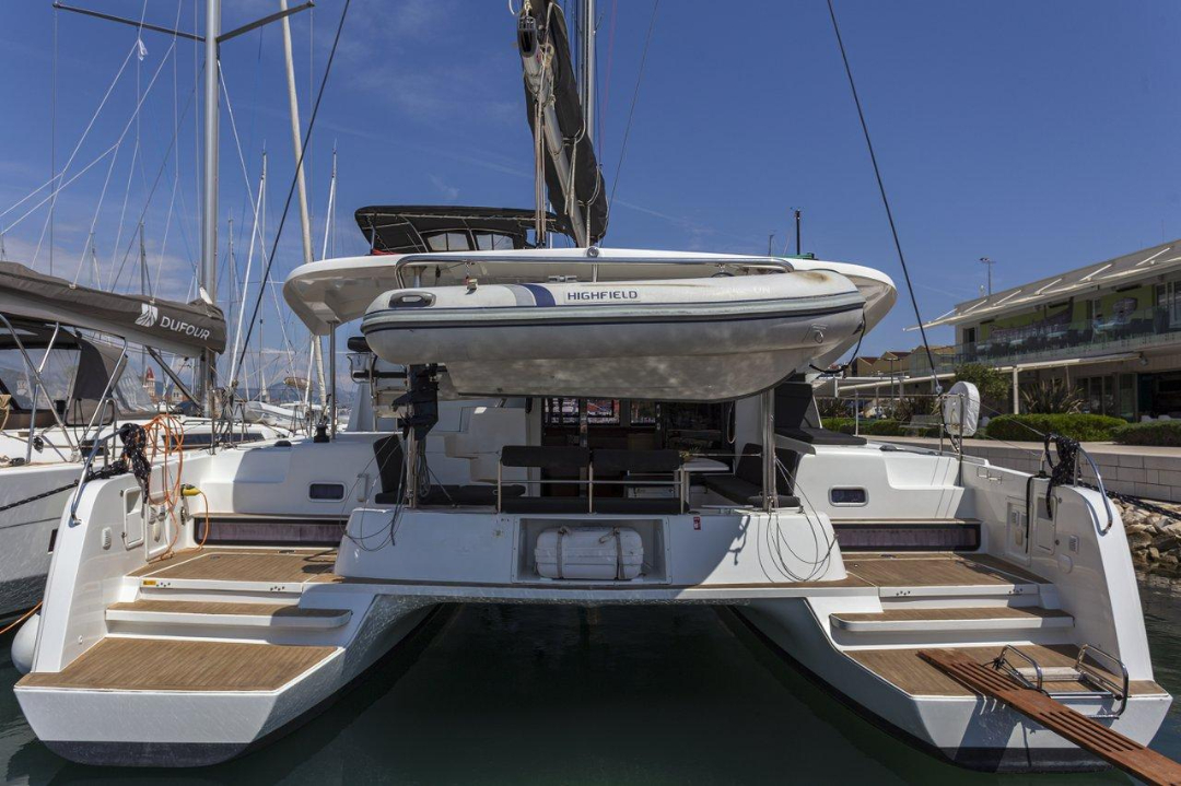 Lagoon 42 - 4 + 2 cab. — photo 1