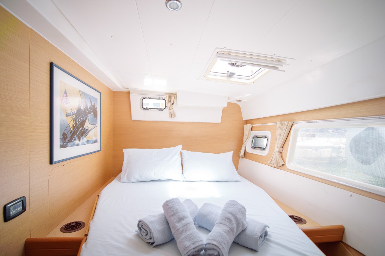 Lagoon 420 - 4 + 2 cab. — photo 20