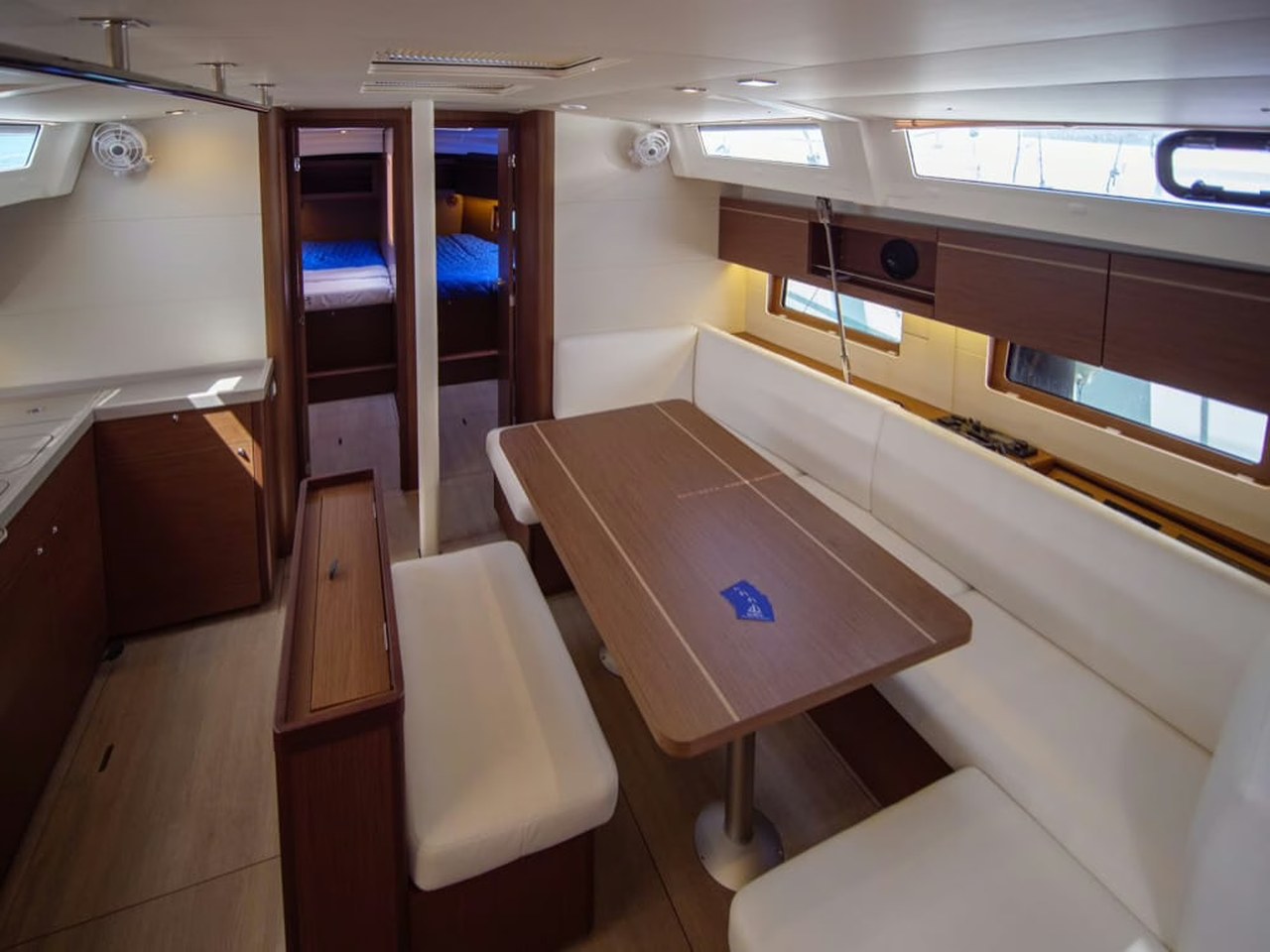 Oceanis 46.1 — photo 9