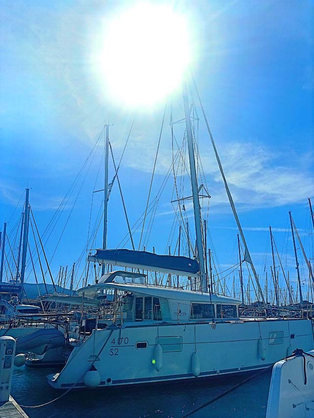Lagoon 400 S2 — photo 3