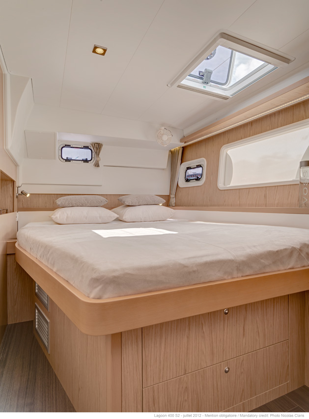 Lagoon 400 S2 — photo 7