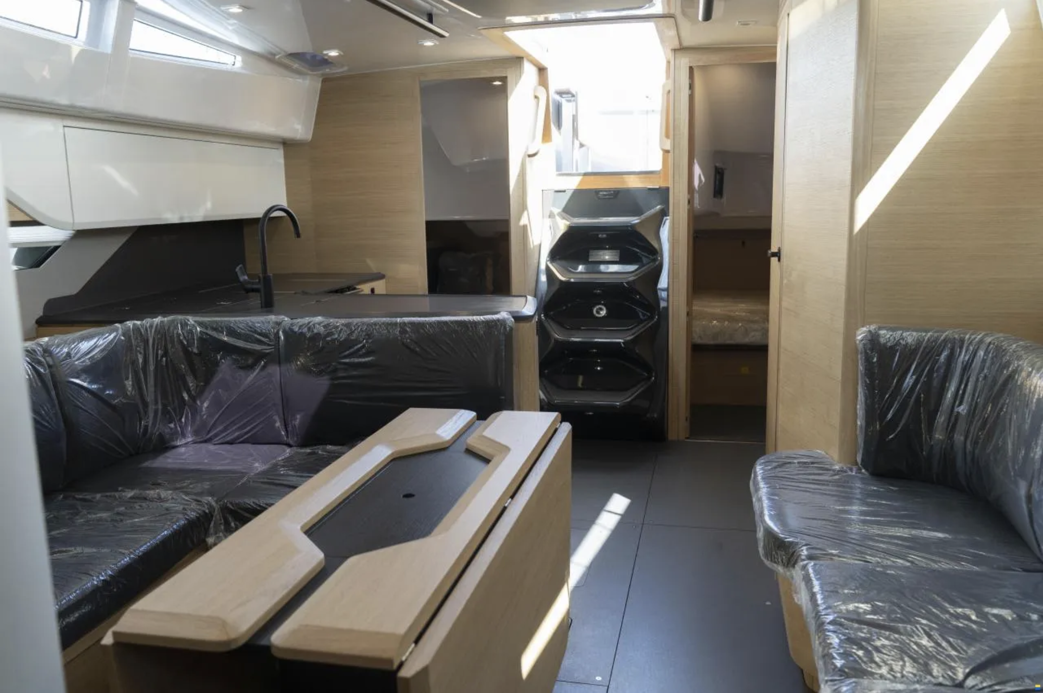 Elan E6 — photo 10