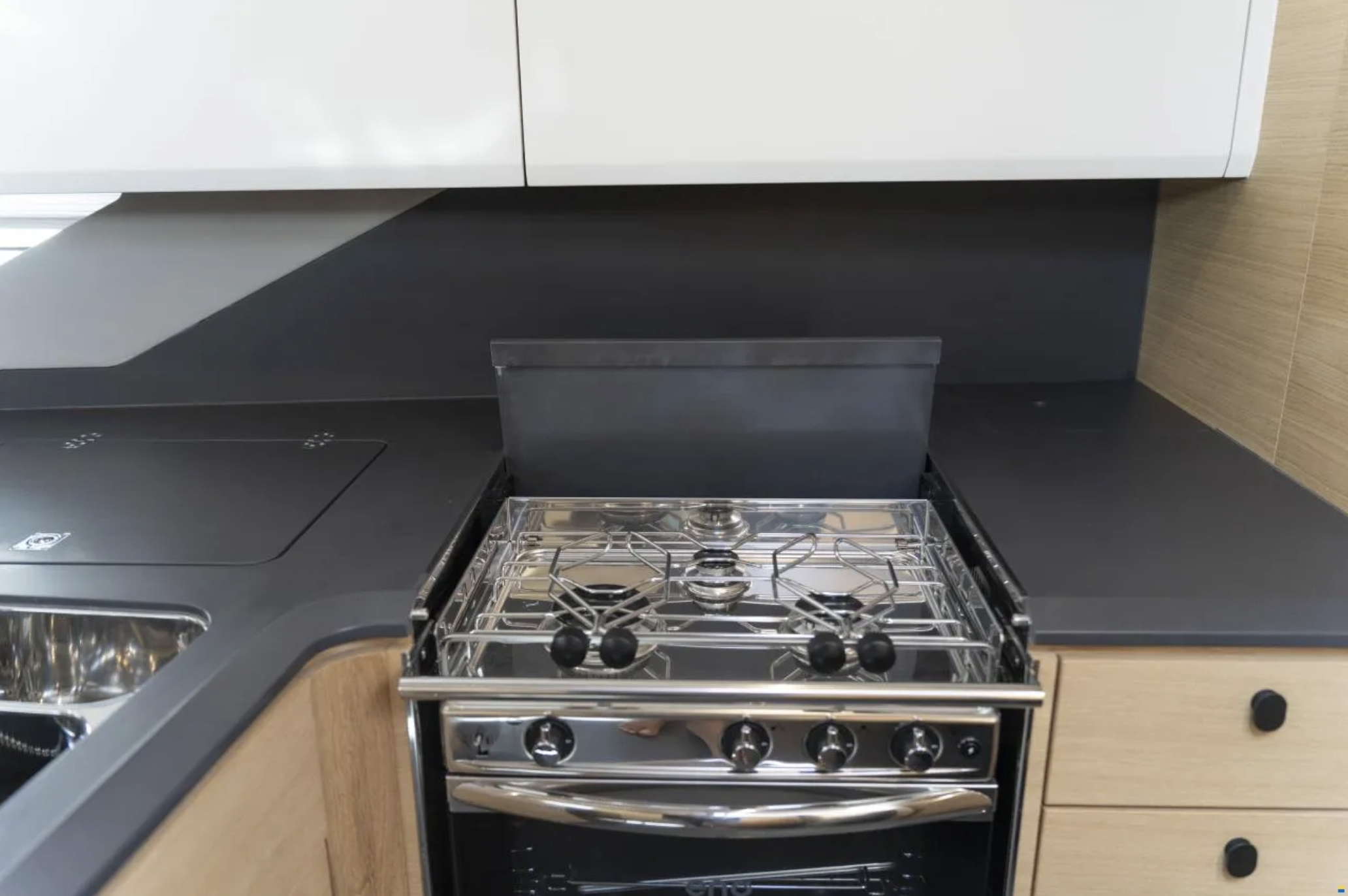 Elan E6 — photo 13
