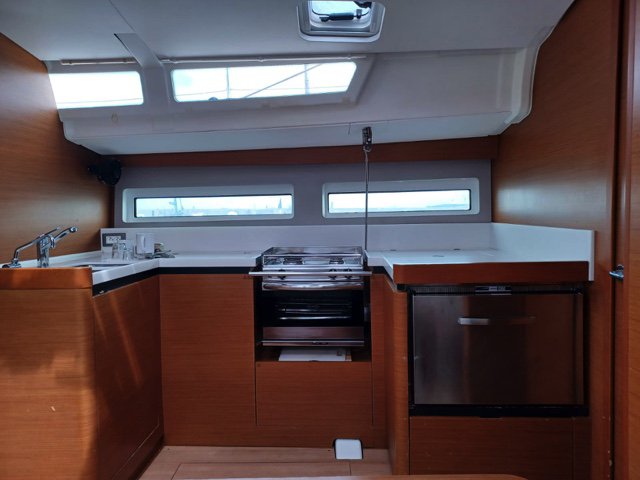 Sun Odyssey 490 - 5 cab. — photo 4