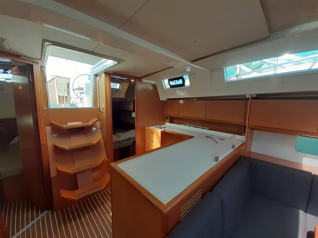 Bavaria C45 - 5 cab. — photo 5