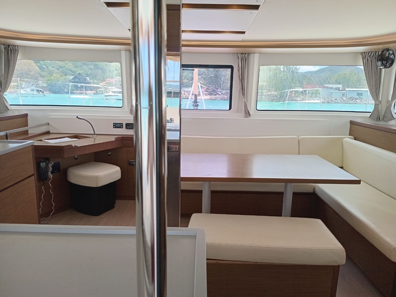Lagoon 46 - 4 + 2 cab. — photo 7