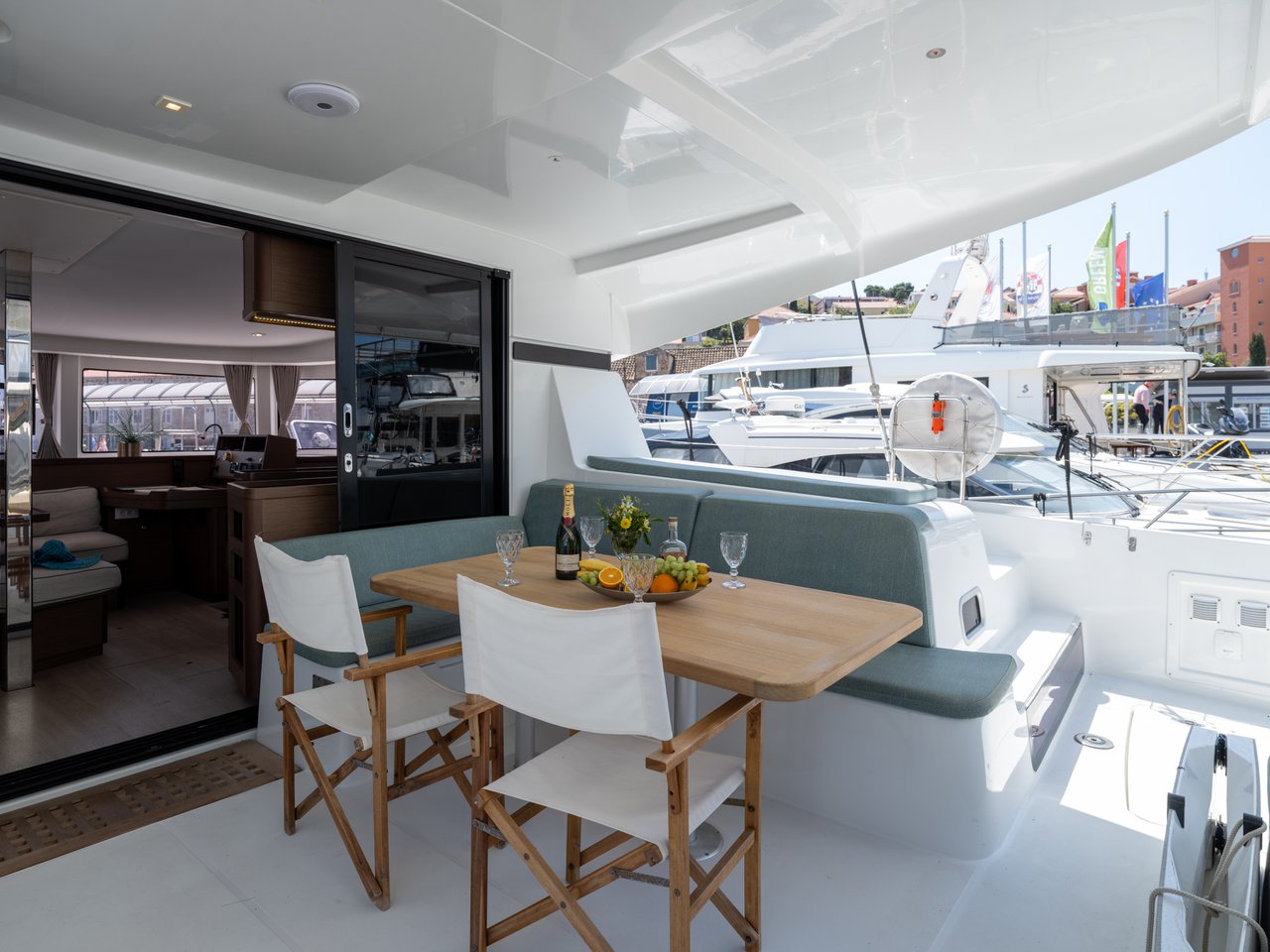 Lagoon 42 OW — photo 14