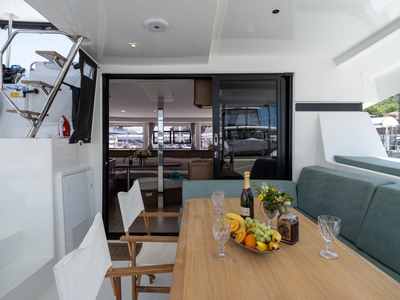 Lagoon 42 OW — photo 18