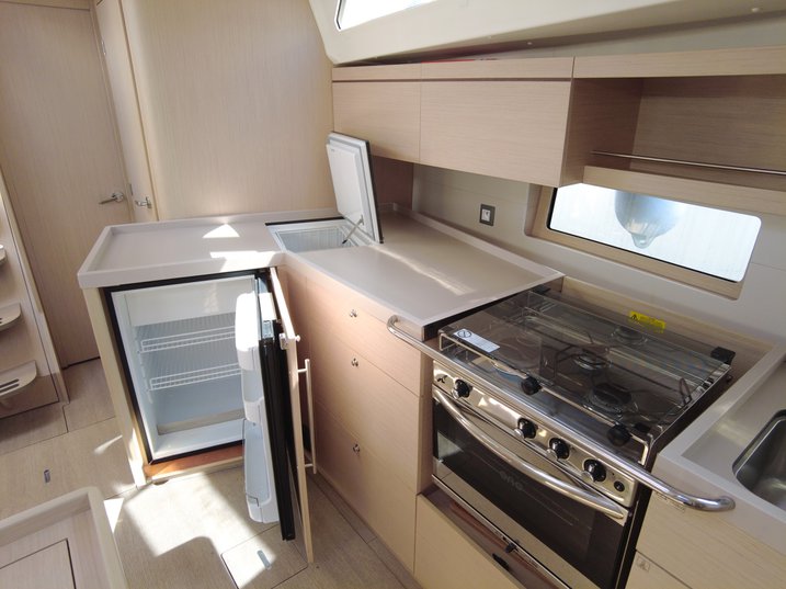Oceanis 46.1 — photo 18