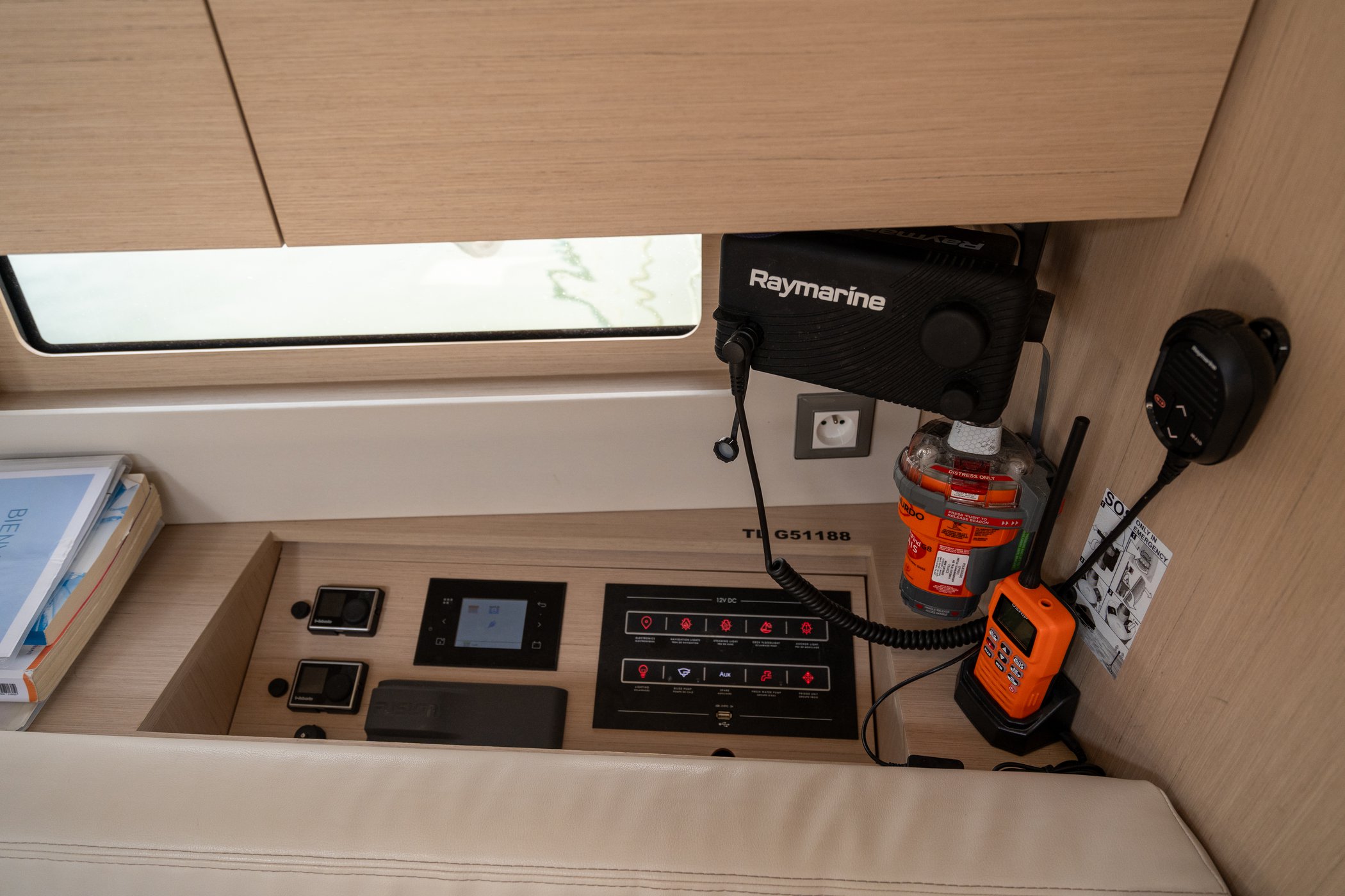 Oceanis 46.1 — photo 19