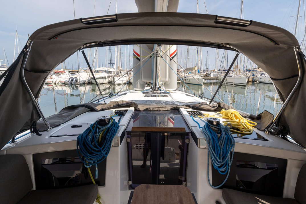 Dufour 41 - 3 cab. — photo 10
