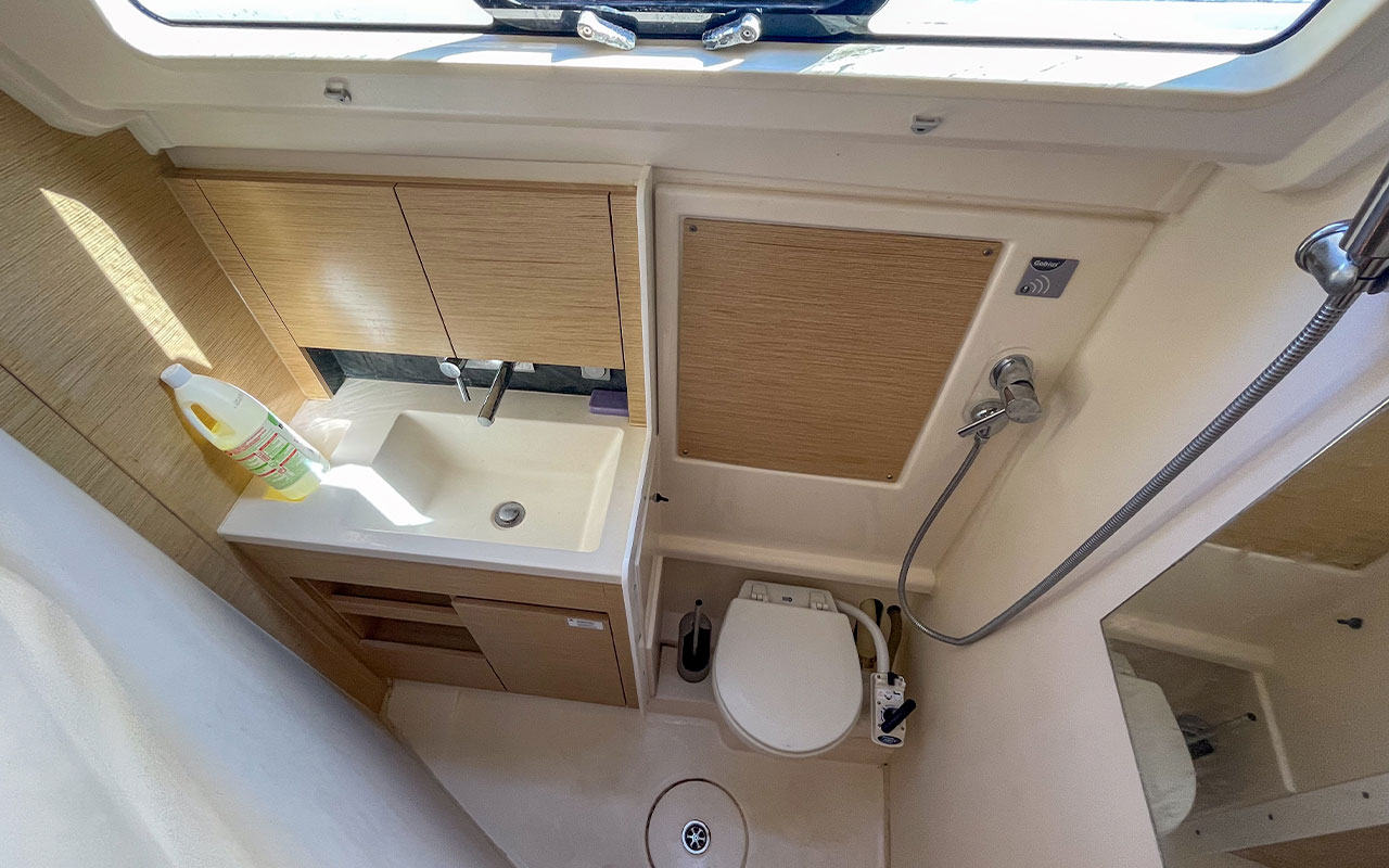 Hanse 348- 3 cab. — photo 13