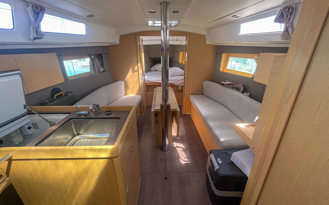 Oceanis 35.1 — photo 9