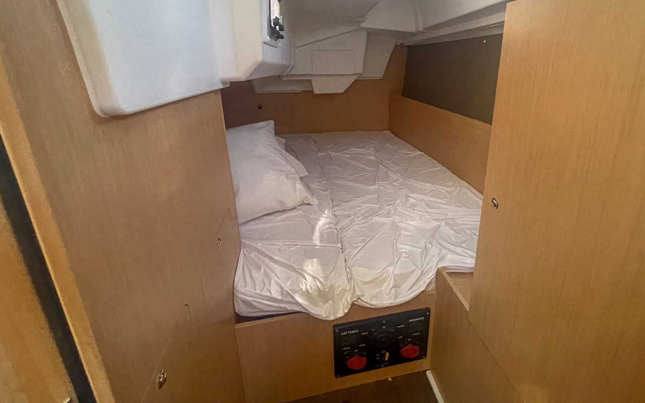 Oceanis 35.1 — photo 13