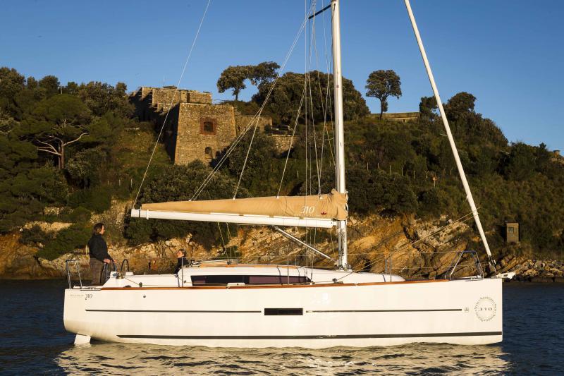 Dufour 310 GL — photo 1