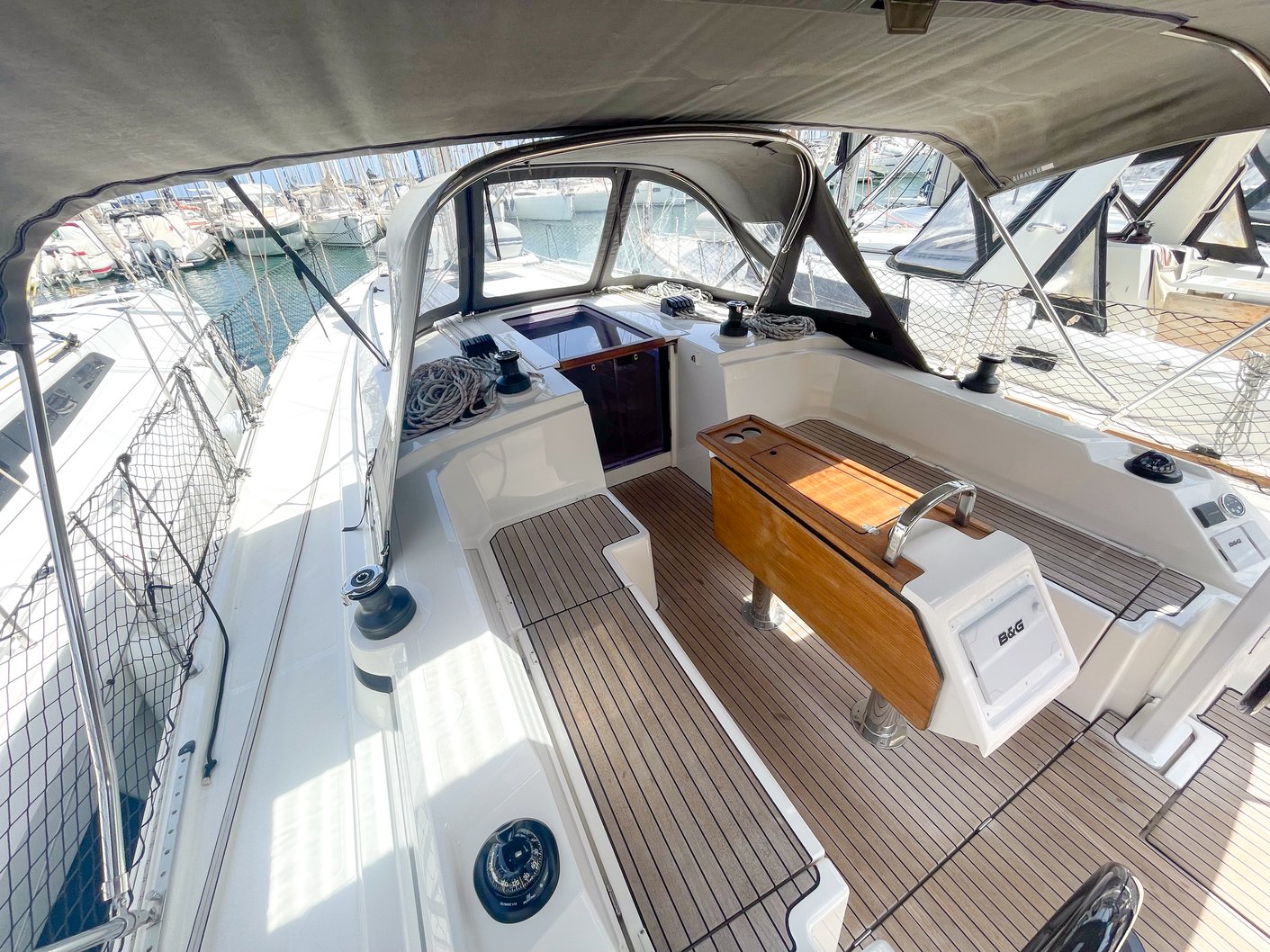 Bavaria C38 — photo 6