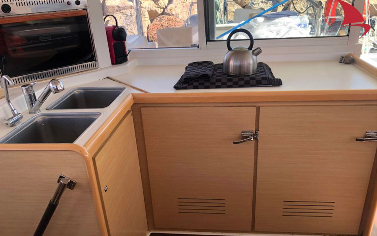 Lagoon 400 - 4 + 2 cab. — photo 3