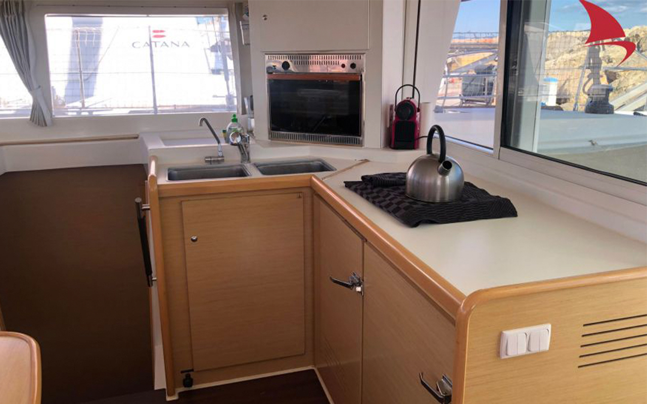 Lagoon 400 - 4 + 2 cab. — photo 4