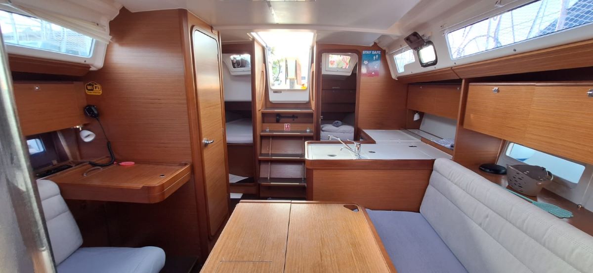 Dufour 360 GL - 3 cab. — photo 3