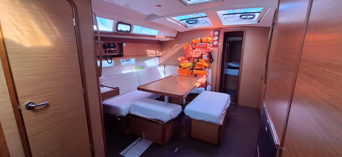 Dufour 460 GL - 5 cab. — photo 4