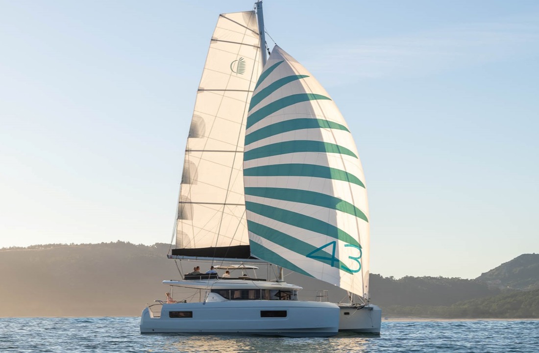 Lagoon 43 - 4 + 2 cab. — photo 3