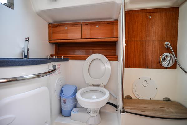 Bavaria 46 Cruiser — photo 21