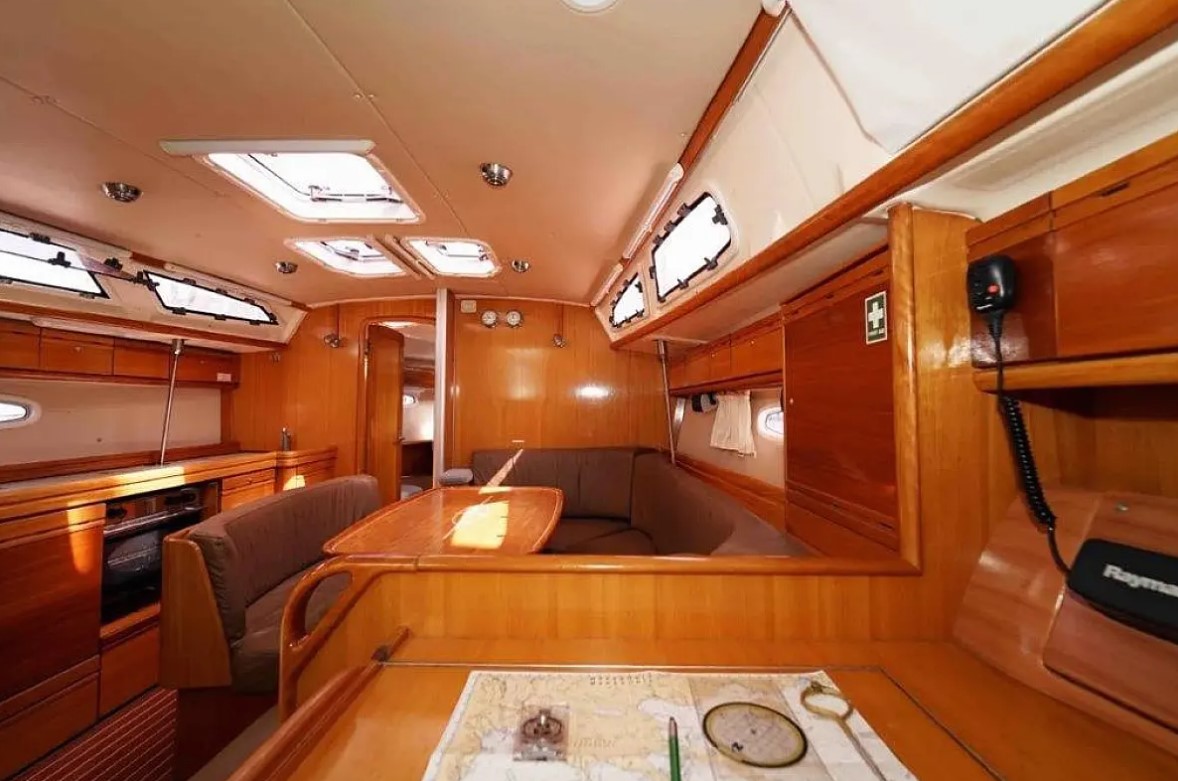 Bavaria 40 Cruiser — photo 8