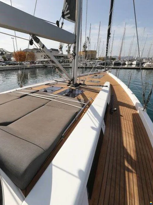 Hanse 575 - 5 + 1 cab. — photo 7