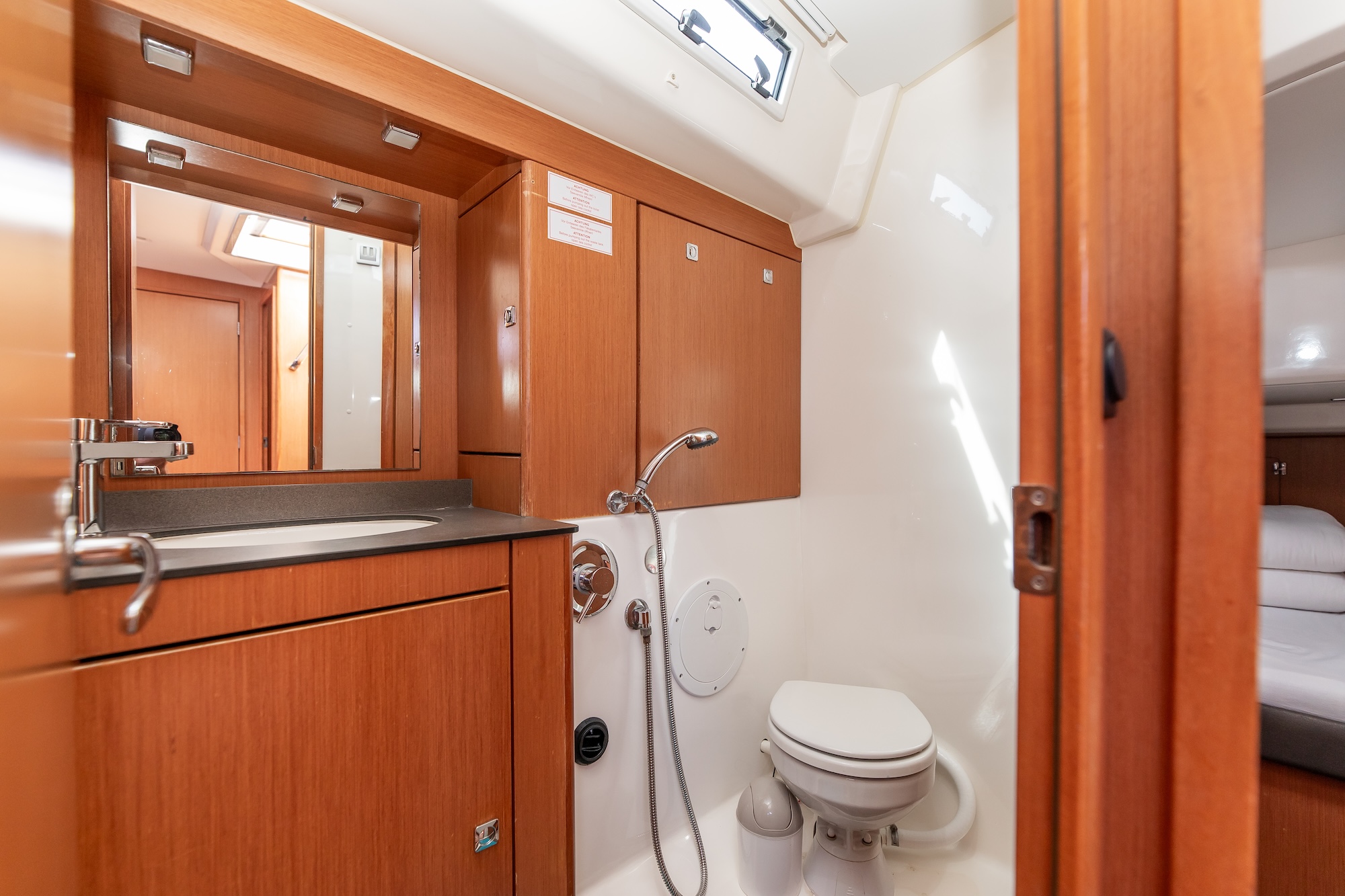 Bavaria Cruiser 56 - 5 + 1 cab. — photo 20