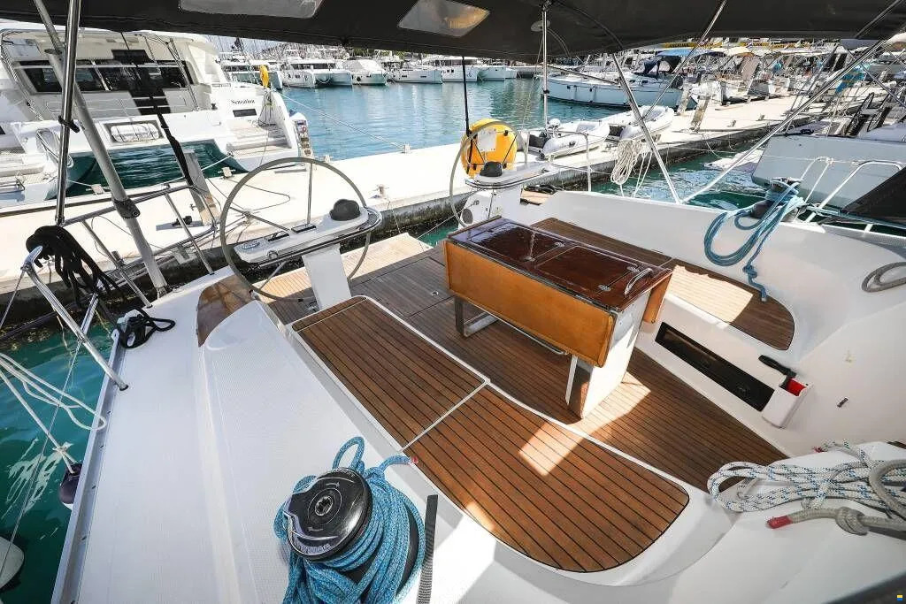 Bavaria Cruiser 45 - 4 cab. — photo 19