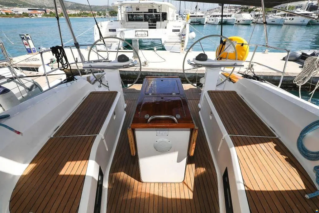 Bavaria Cruiser 45 - 4 cab. — photo 20