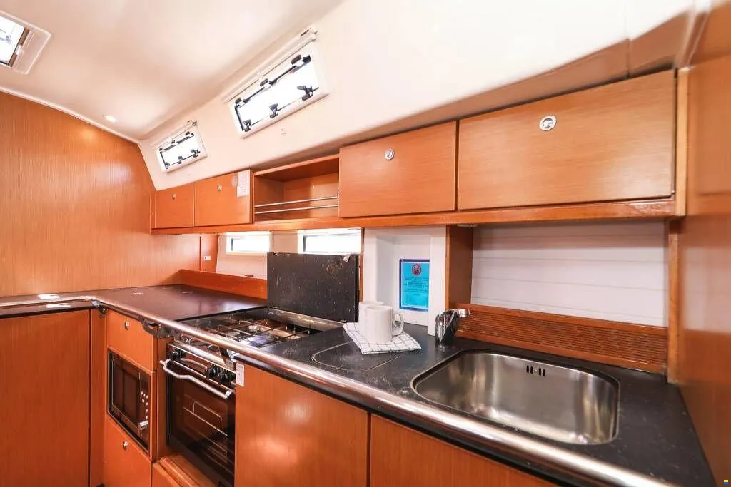 Bavaria Cruiser 45 - 4 cab. — photo 30