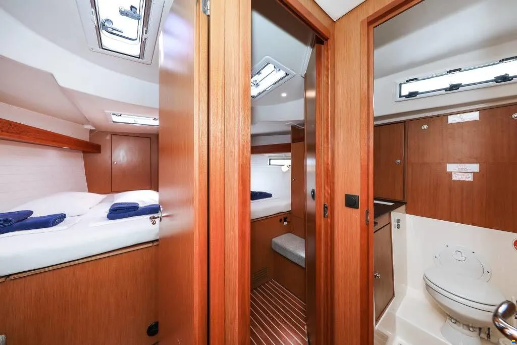 Bavaria Cruiser 45 - 4 cab. — photo 34