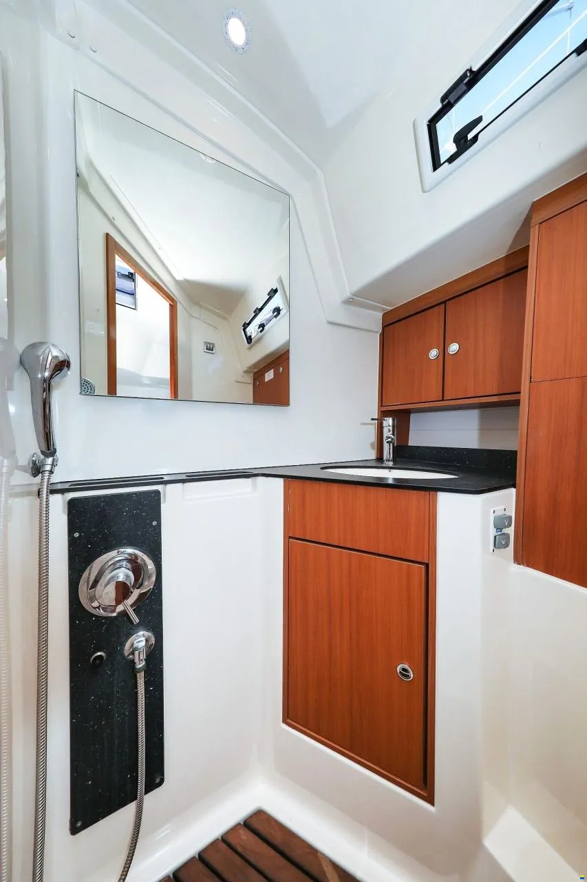 Bavaria Cruiser 45 - 4 cab. — photo 2
