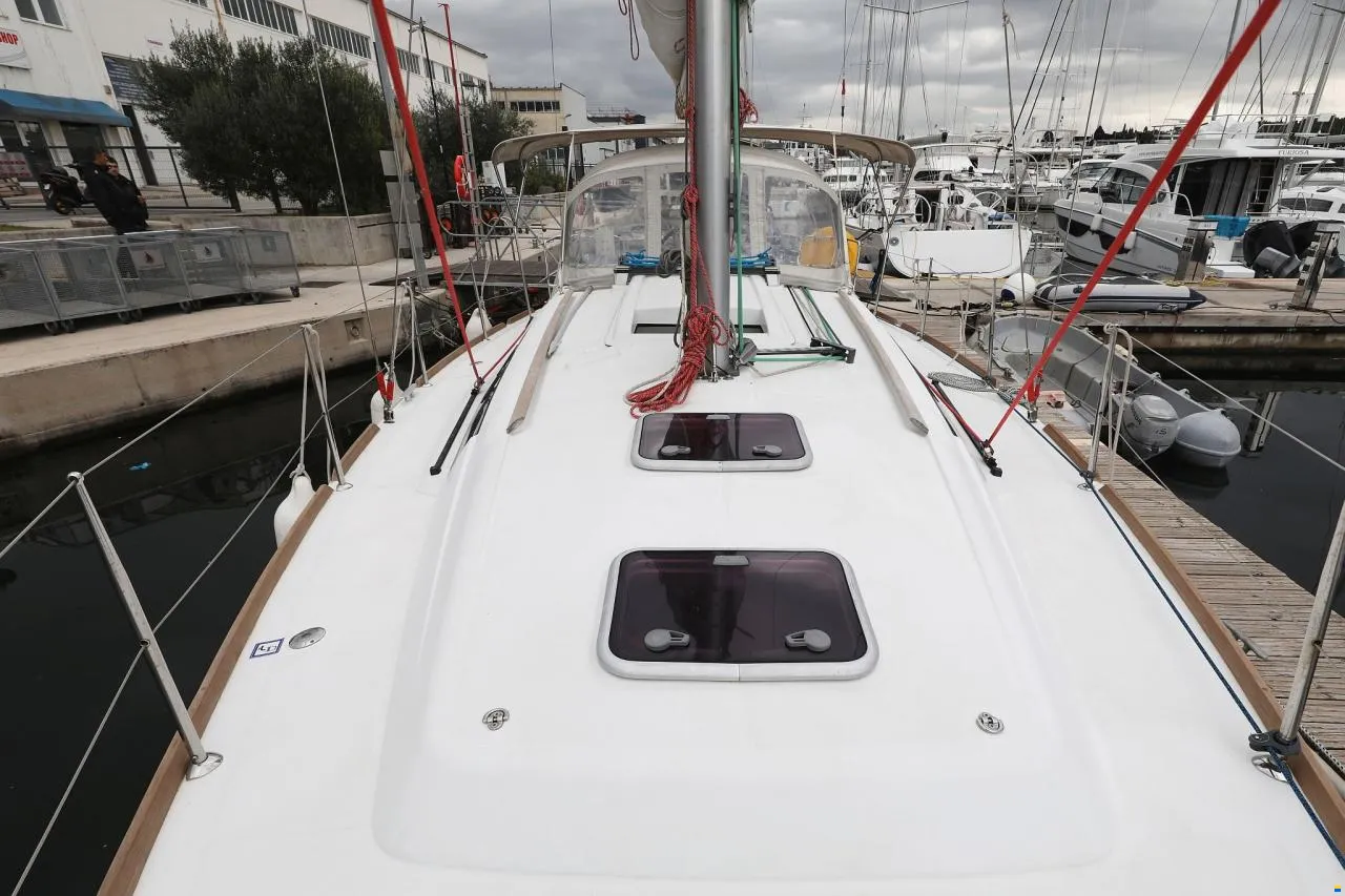 Oceanis 34 — photo 7