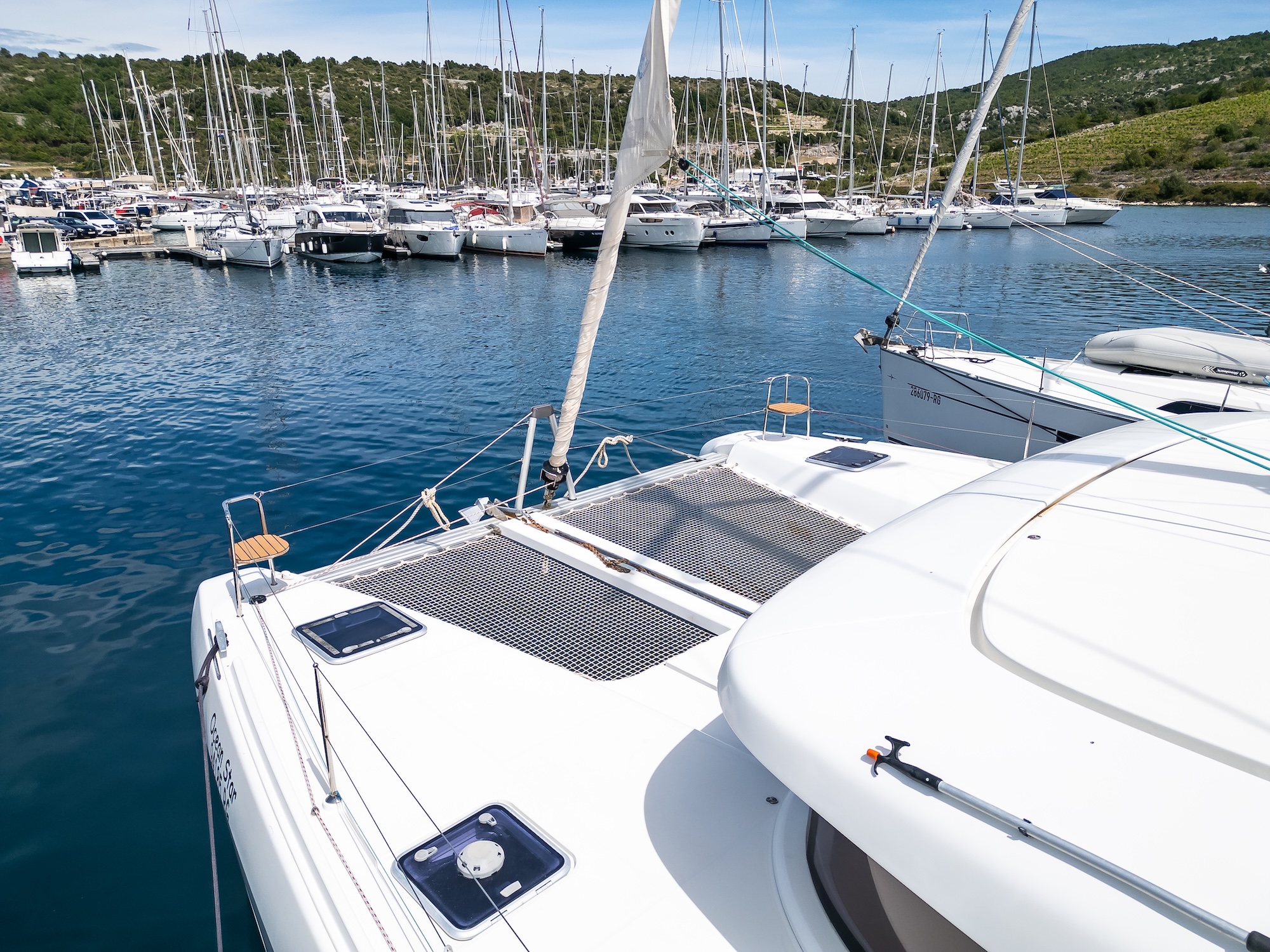 Lagoon 42 - 4 + 2 cab. — photo 4