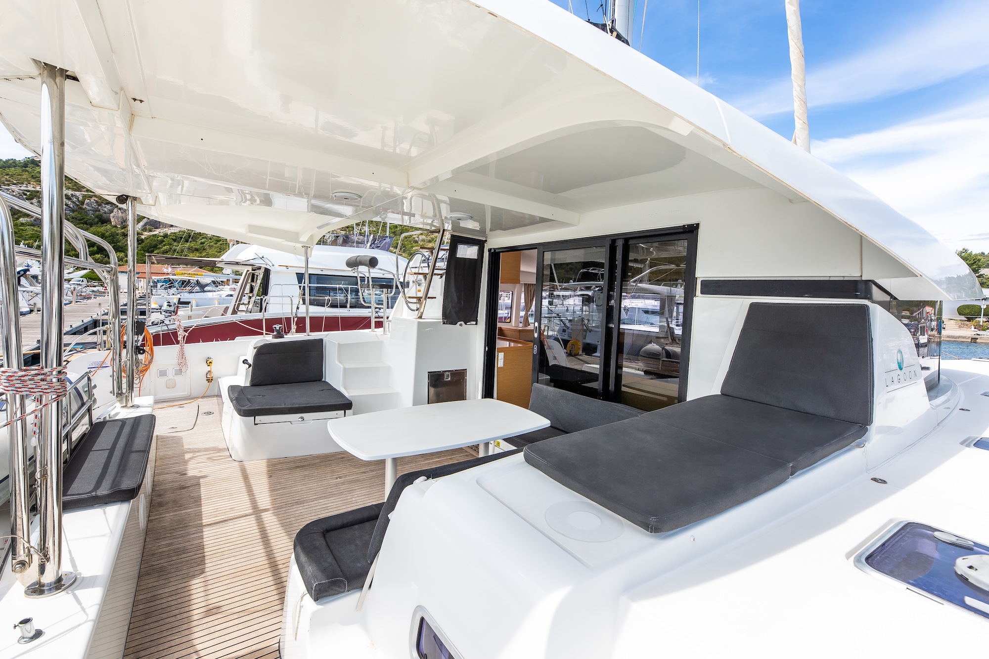 Lagoon 42 - 4 + 2 cab. — photo 9