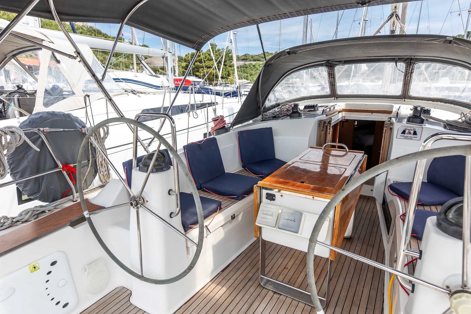 Bavaria Cruiser 40 — photo 10