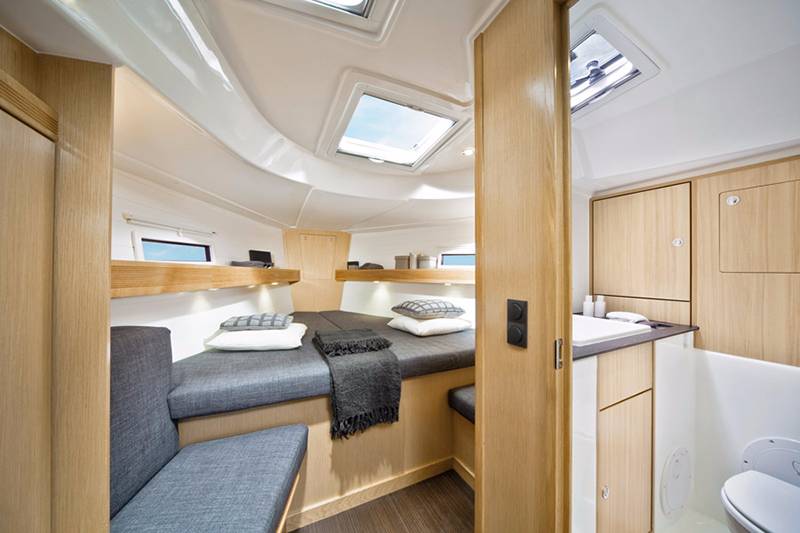 Bavaria Cruiser 40 — photo 13