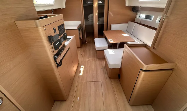 Sun Odyssey 490 - 4 + 1 cab. — photo 7