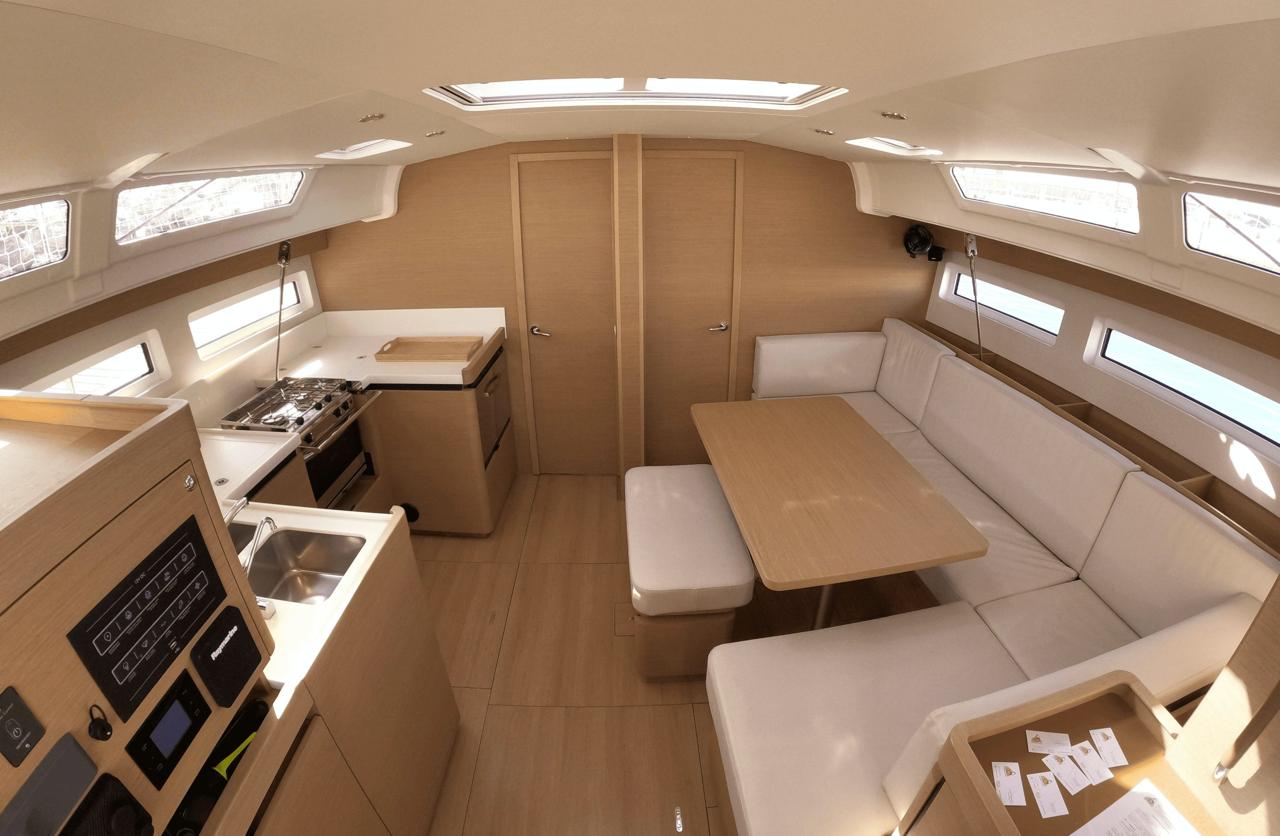 Sun Odyssey 490 - 4 + 1 cab. — photo 13