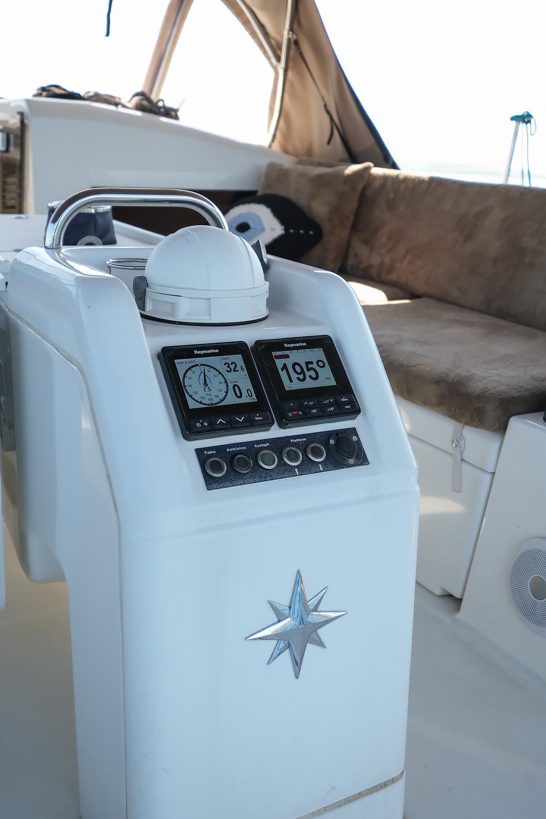 Sun Odyssey 440 - 4 cab. — photo 9
