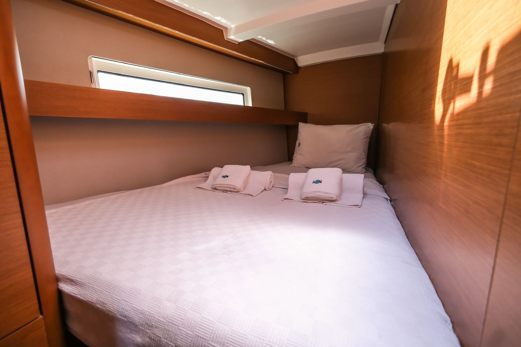 Sun Odyssey 440 - 4 cab. — photo 25