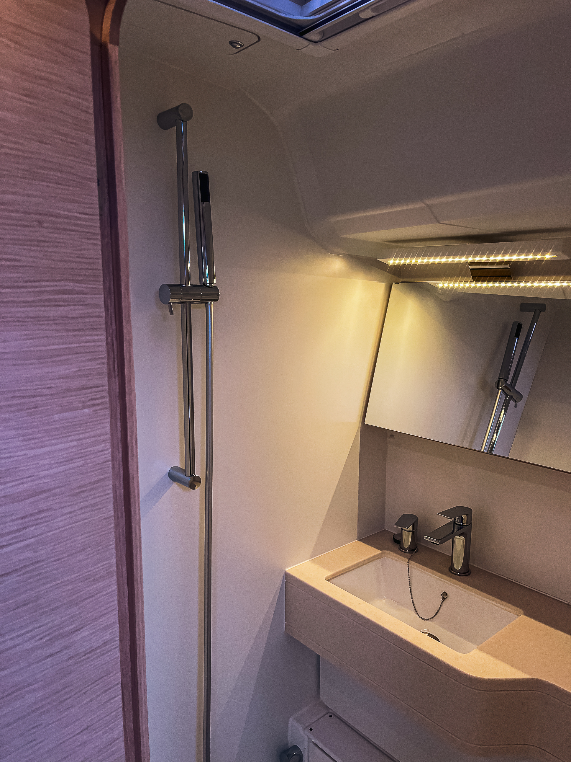 Dufour 44 - 3 cab. — photo 12
