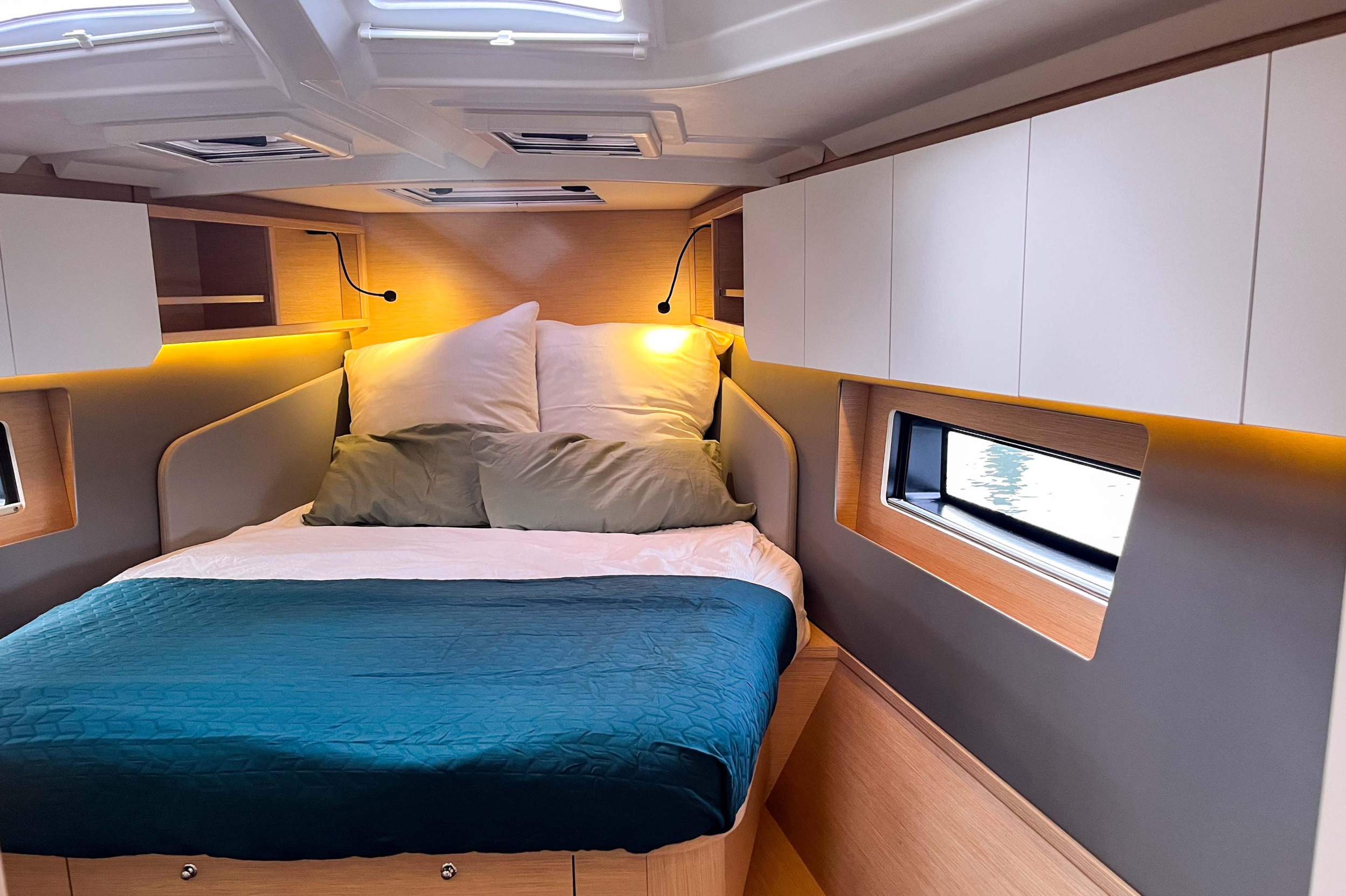 Dufour 41 - 3 cab. — photo 9